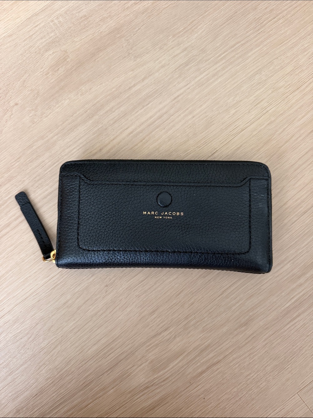 Marc Jacobs Black Pebbled Leather Zip Card Wallet
